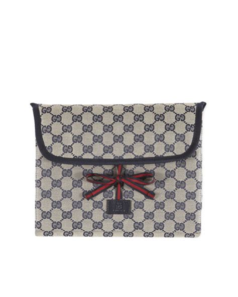 gucci supreme changing pad